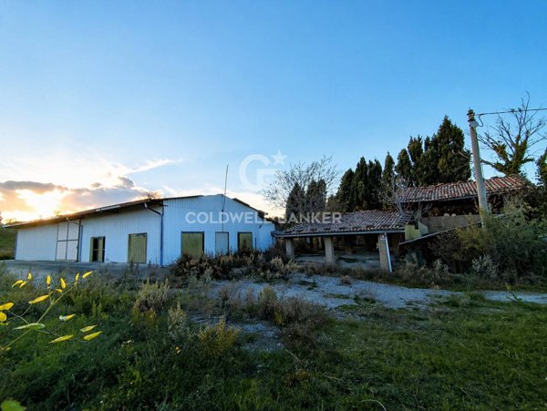 capannone in vendita a Castel Viscardo