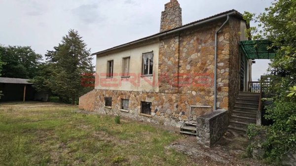 casa indipendente in vendita a Castel Viscardo