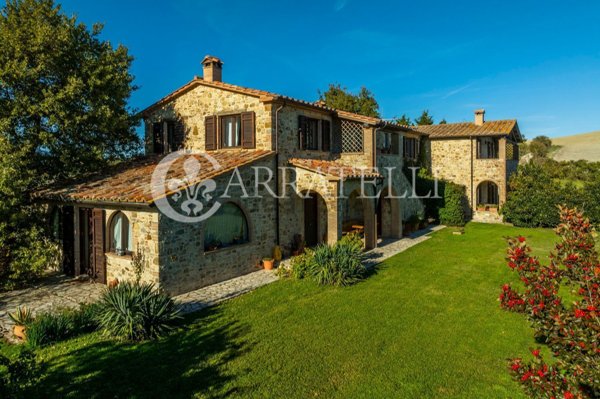 casa indipendente in vendita a Fabro