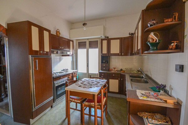 casa indipendente in vendita a Fabro