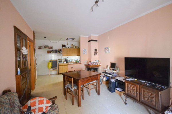 casa indipendente in vendita a Fabro