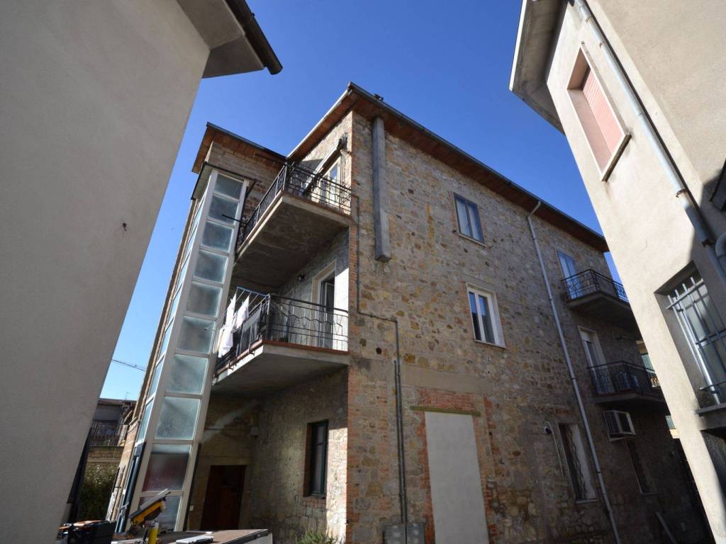 appartamento in vendita a Fabro