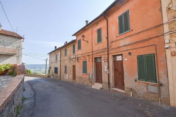 casa indipendente in vendita a Fabro