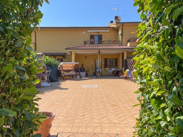 appartamento in vendita a Fabro