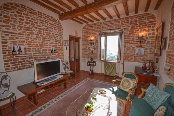 casa indipendente in vendita a Fabro