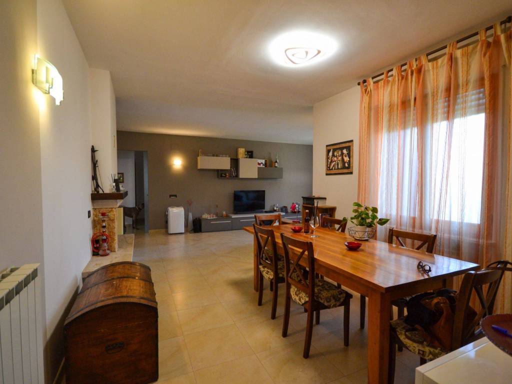 appartamento in vendita a Fabro