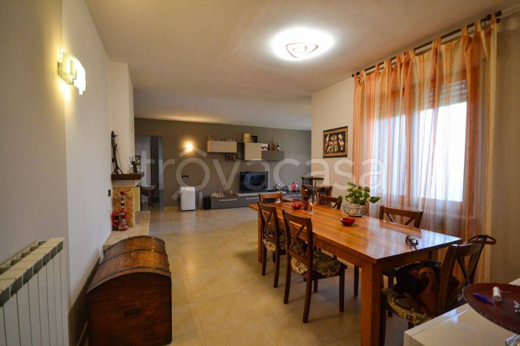 appartamento in vendita a Fabro