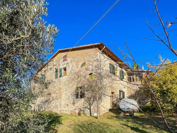 casa indipendente in vendita a Fabro in zona Carnaiola