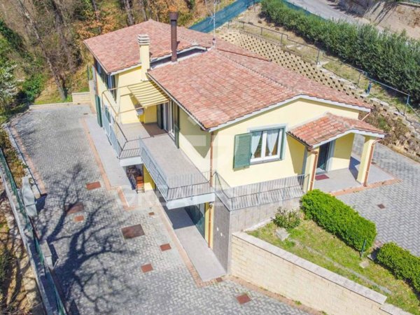 casa indipendente in vendita a Fabro in zona Fabro Scalo