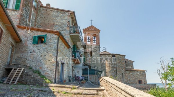 appartamento in vendita a Fabro in zona Carnaiola