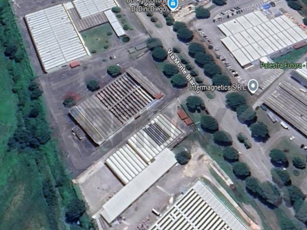 capannone in vendita a Fabro