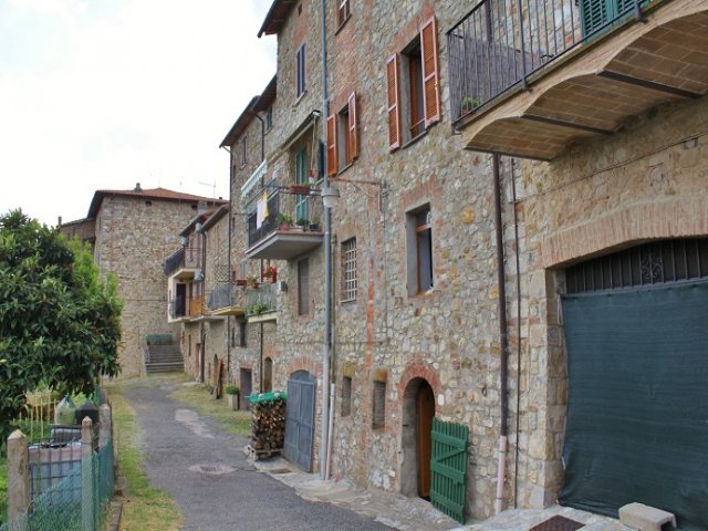 casa indipendente in vendita a Fabro in zona Carnaiola