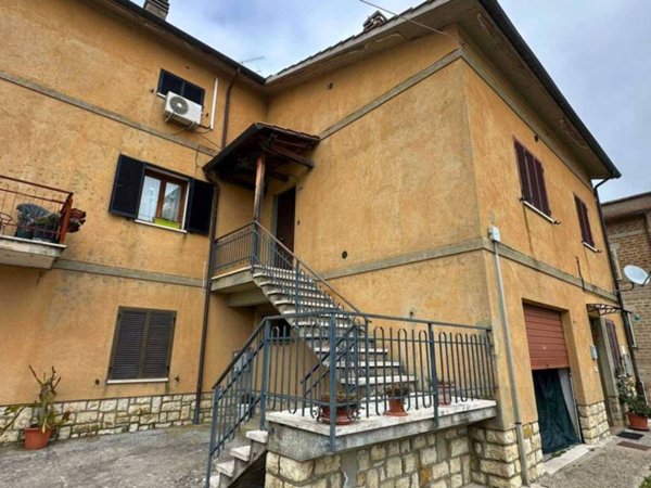 appartamento in vendita a Fabro