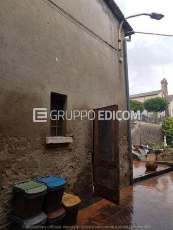 casale in vendita a Fabro