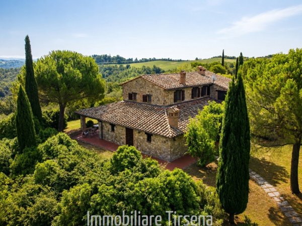 casale in vendita a Fabro