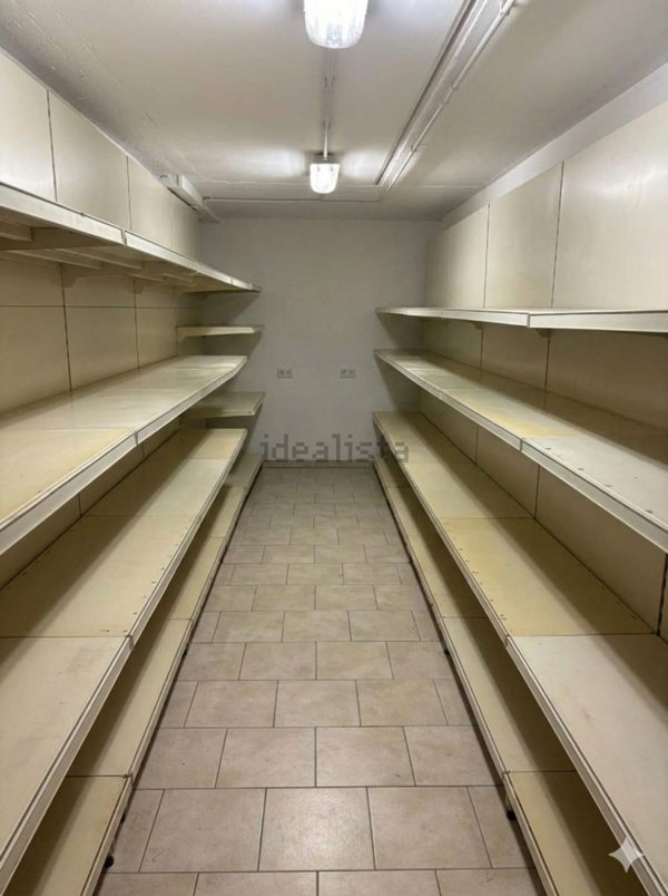 locale di sgombero in vendita a Fabro in zona Fabro Scalo