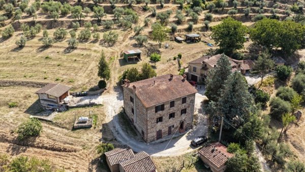 casa indipendente in vendita a Fabro in zona Fabro Scalo