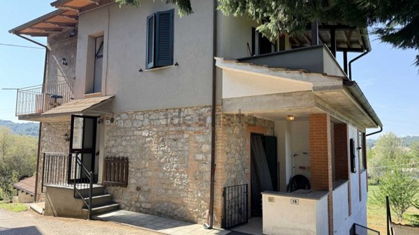 appartamento in vendita a Fabro in zona Fabro Scalo