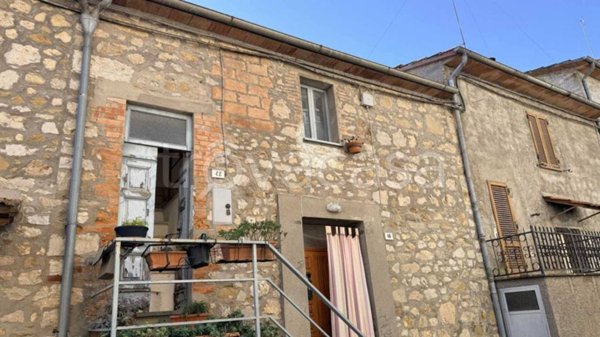 appartamento in vendita a Fabro in zona Carnaiola