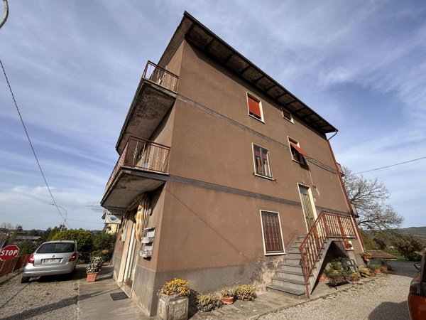 casa indipendente in vendita a Fabro