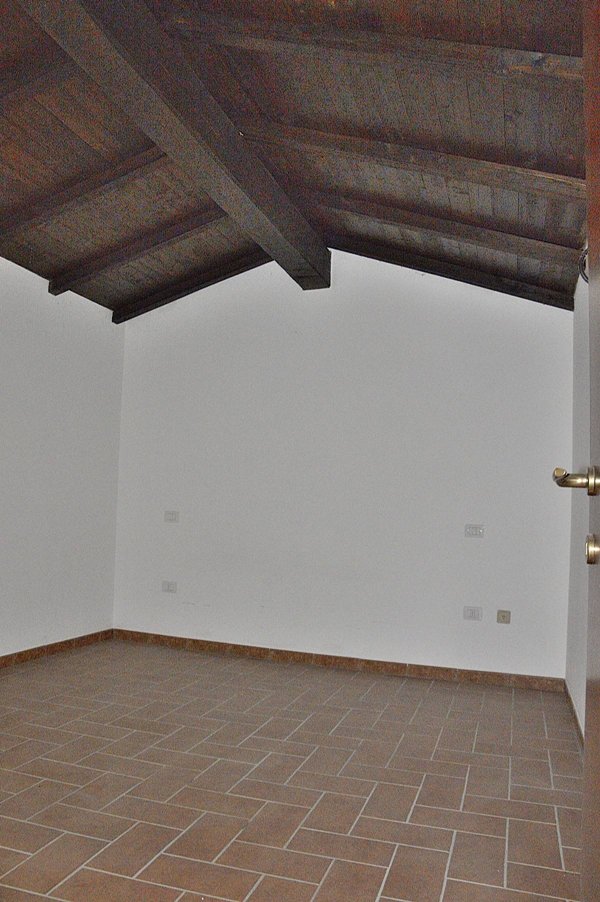 casa semindipendente in vendita a Ferentillo in zona Monterivoso