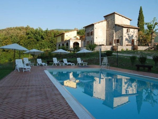 casa indipendente in vendita a Ferentillo