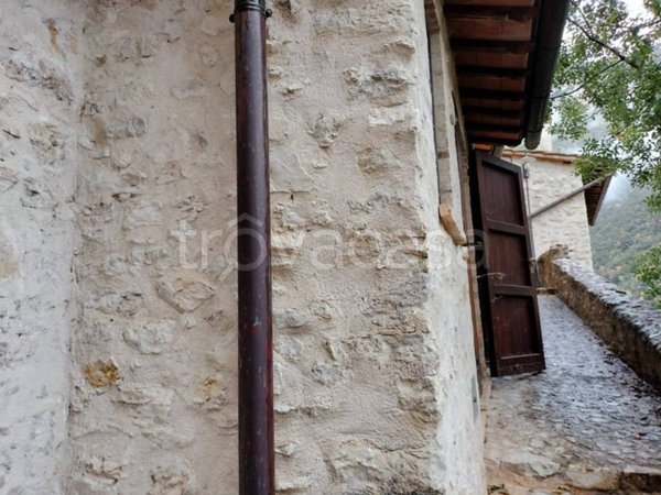 appartamento in vendita a Ferentillo