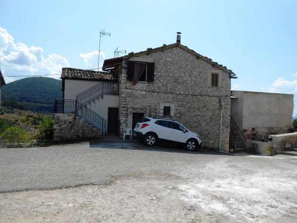 appartamento in vendita a Ferentillo