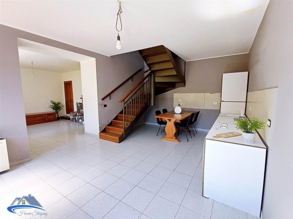 casa indipendente in vendita a Ferentillo