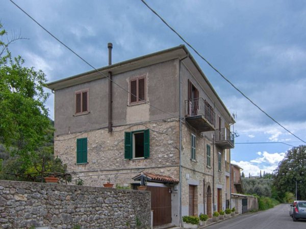 appartamento in vendita a Ferentillo