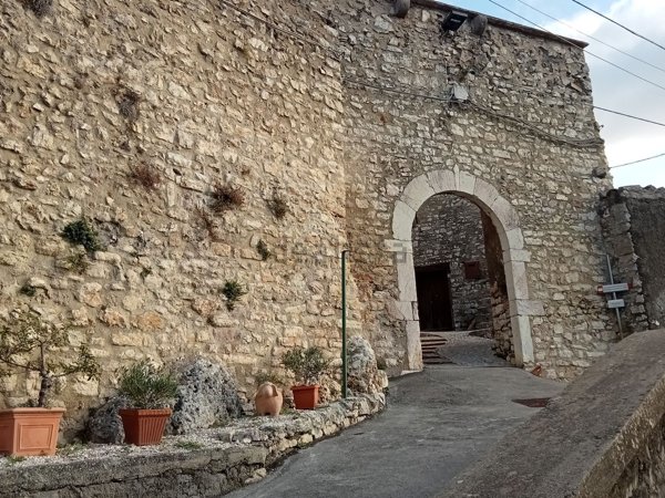 appartamento in vendita a Ferentillo in zona San Mamiliano