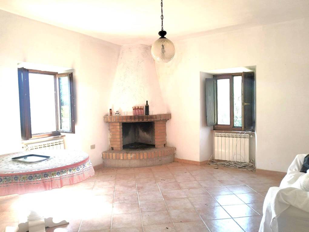 casa indipendente in vendita a Ferentillo in zona Le Mura