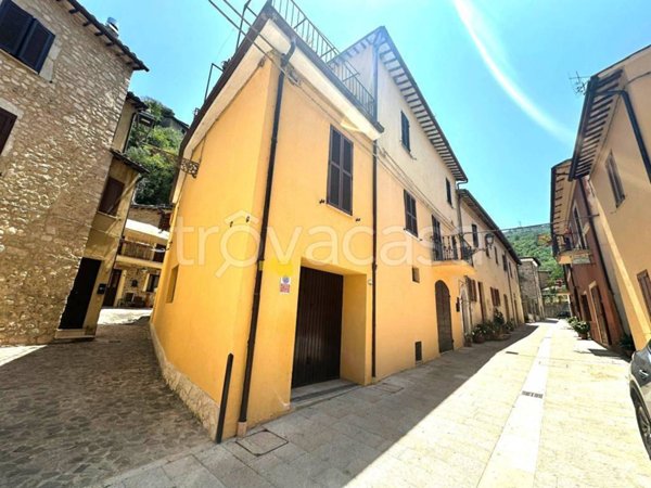 appartamento in vendita a Ferentillo