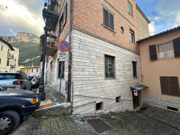 negozio in vendita a Ferentillo