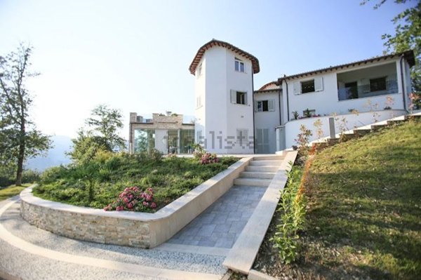 casa indipendente in vendita a Ferentillo