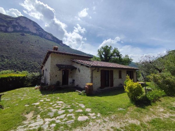 appartamento in vendita a Ferentillo