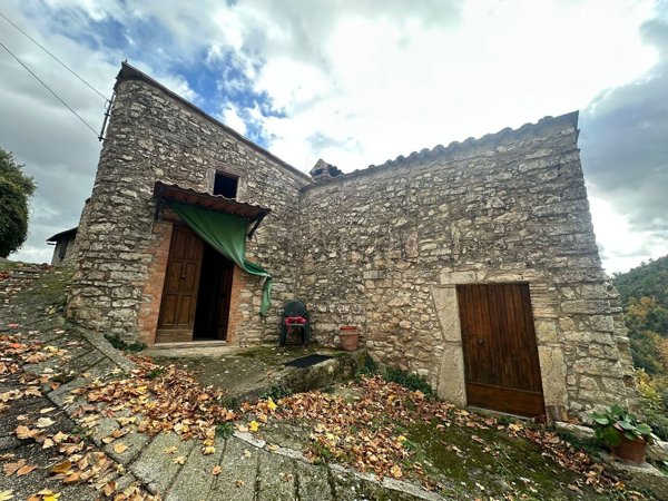 appartamento in vendita a Ferentillo in zona San Mamiliano