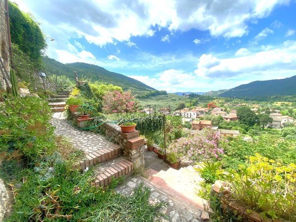 appartamento in vendita a Ferentillo