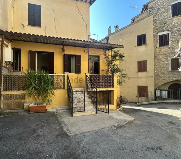 appartamento in vendita a Ferentillo