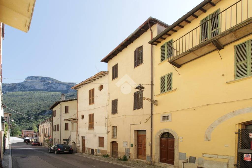 appartamento in vendita a Ferentillo