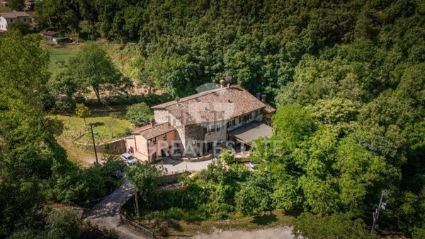 negozio in vendita a Ferentillo in zona Monterivoso