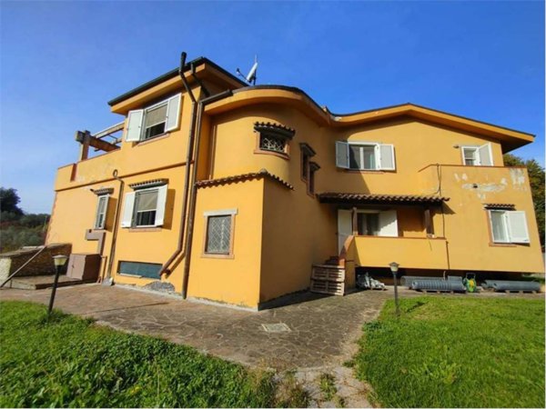 casa indipendente in vendita a Ficulle