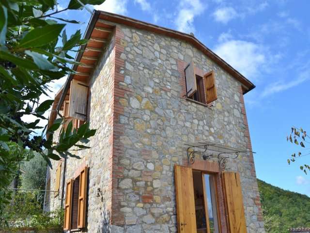 casa indipendente in vendita a Ficulle