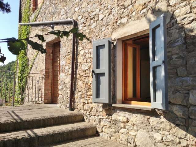 casa indipendente in vendita a Ficulle