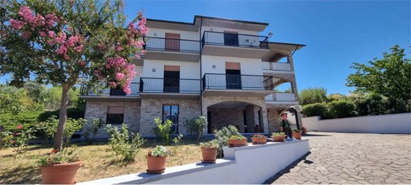 casa indipendente in vendita a Ficulle