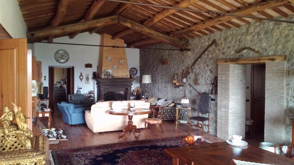 casa indipendente in vendita a Ficulle