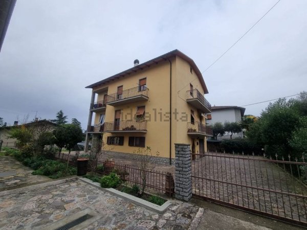 casa indipendente in vendita a Ficulle