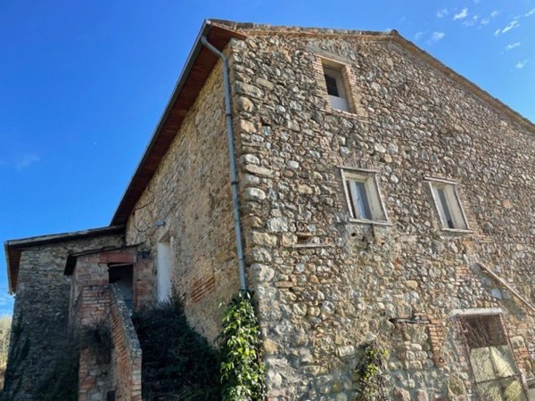 casale in vendita a Ficulle