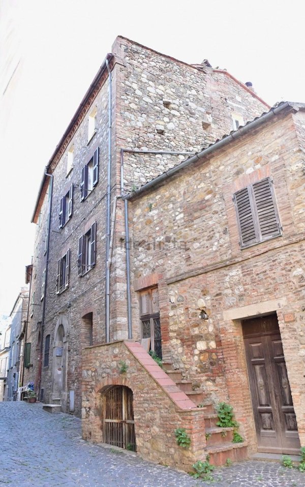 casa indipendente in vendita a Ficulle