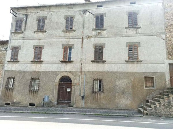 intera palazzina in vendita a Ficulle